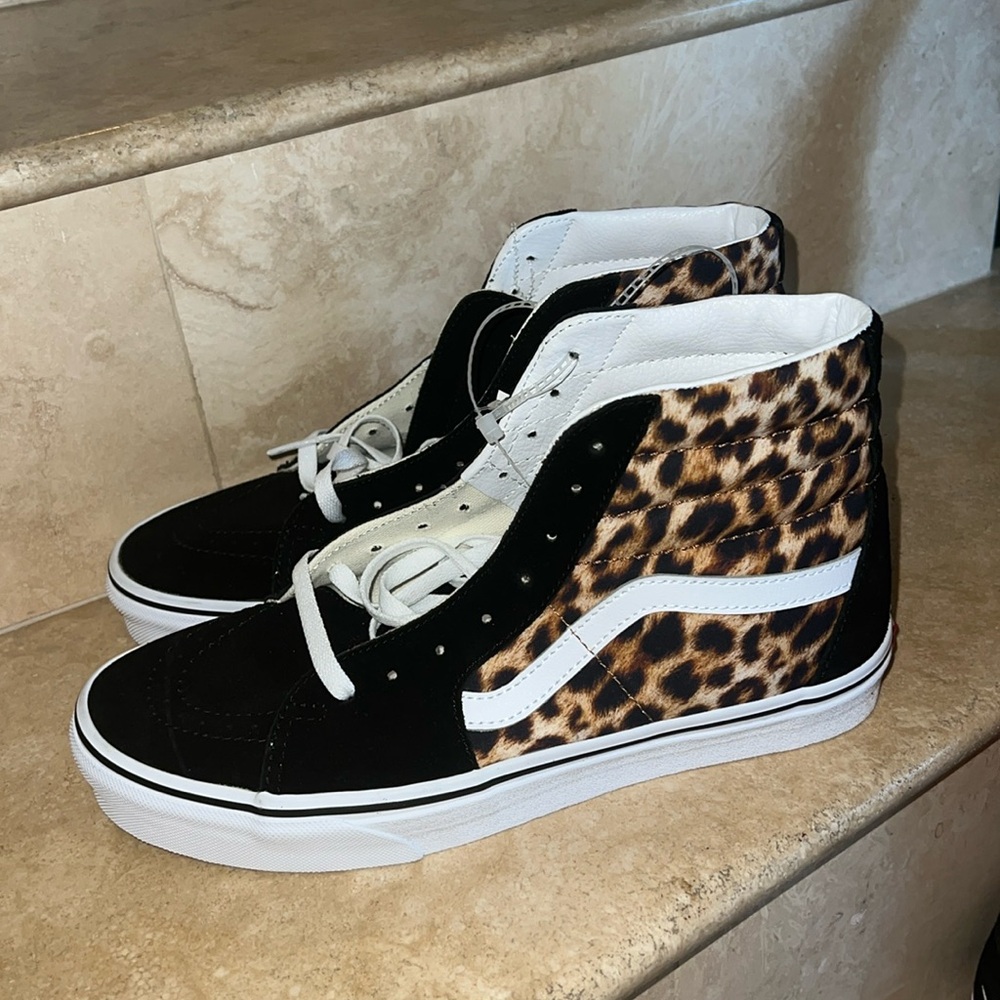 VANS  SK8 HI SHOES Men’s size 8.5 Women’s SIZE 10 🐆🍁🍂🐯NEW⭐️